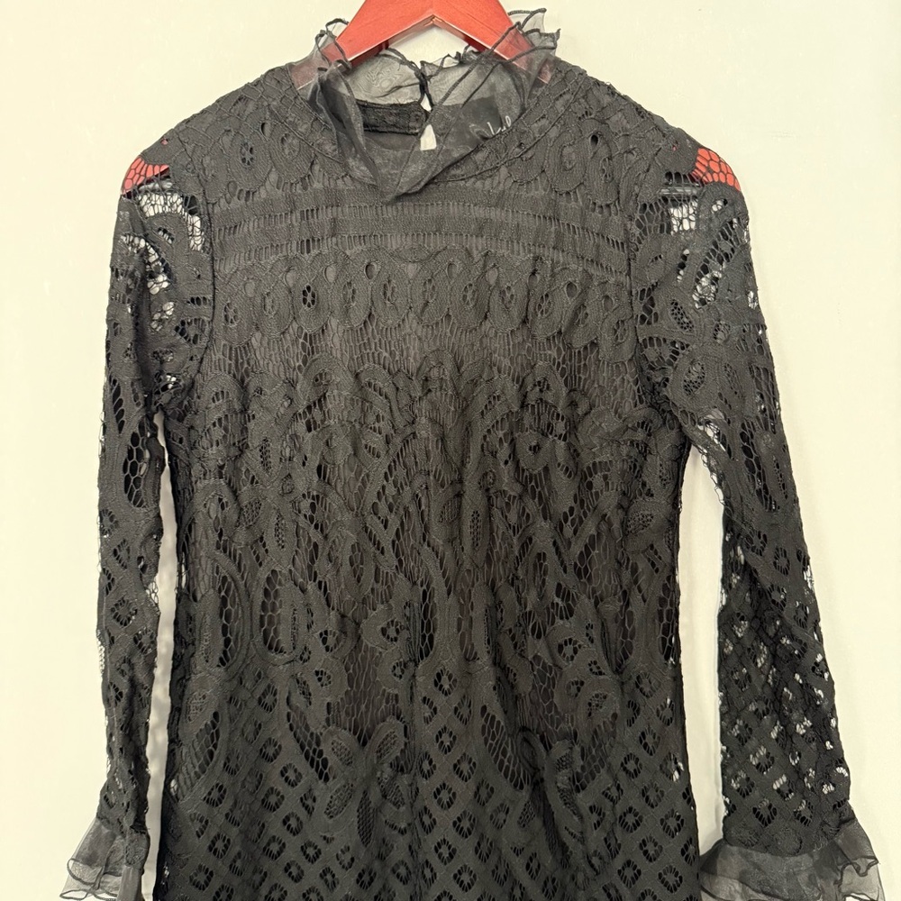 Lulu's Elegant Black Lace full sleeve Dress size S - Picture 6 of 11